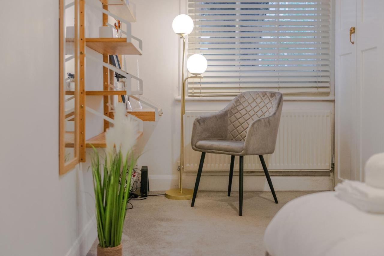 Three-Bedroom Bliss In London Town Bagian luar foto