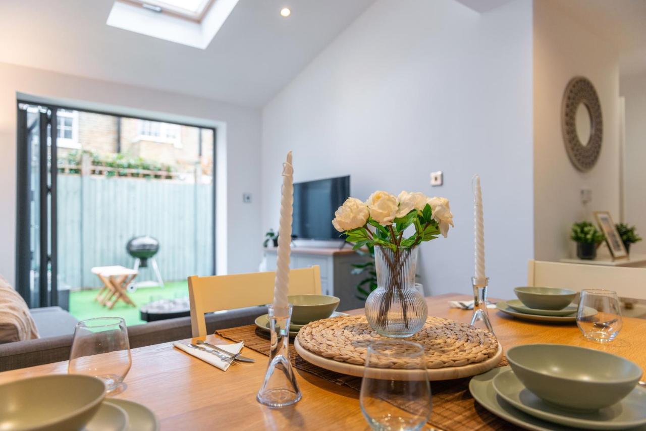Three-Bedroom Bliss In London Town Bagian luar foto