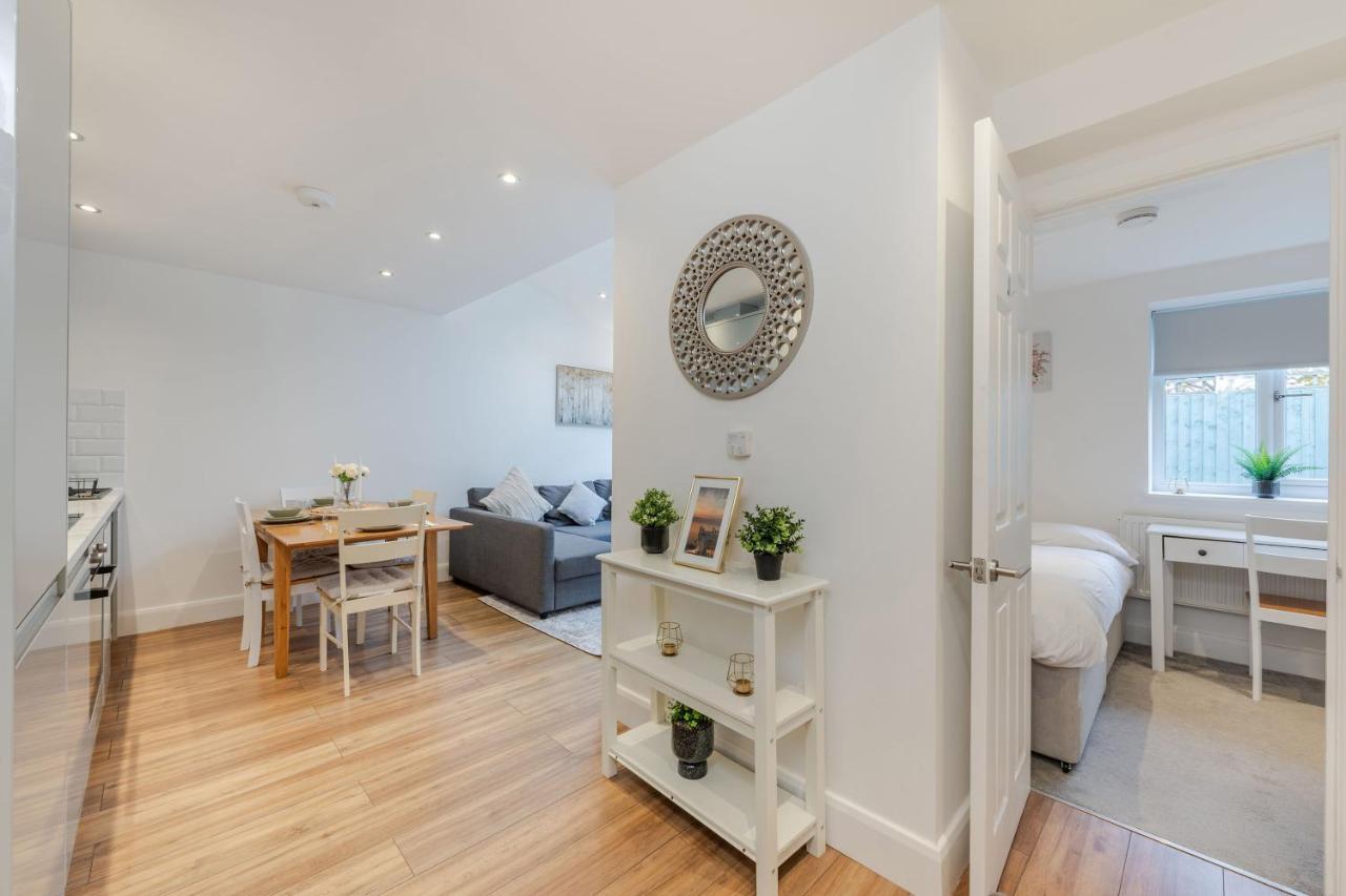 Three-Bedroom Bliss In London Town Bagian luar foto