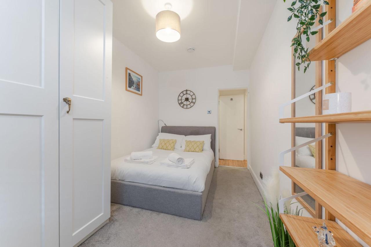 Three-Bedroom Bliss In London Town Bagian luar foto